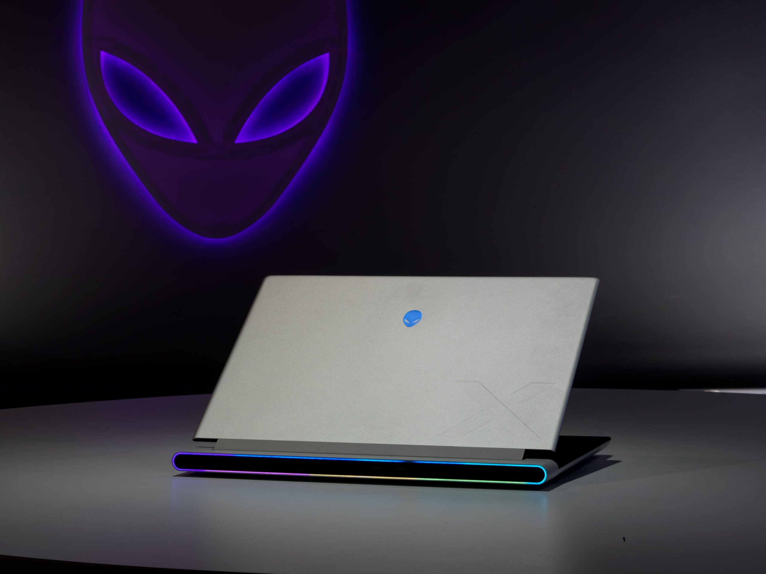 The Alienware M18 R2: A Powerful Gaming Laptop